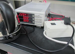 手機電腦充電器留在插座上是否耗電？電線電纜的作用與安全使用